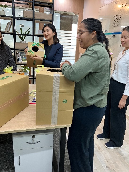 ▲身近な素材で科学・工学・アートを体験できる