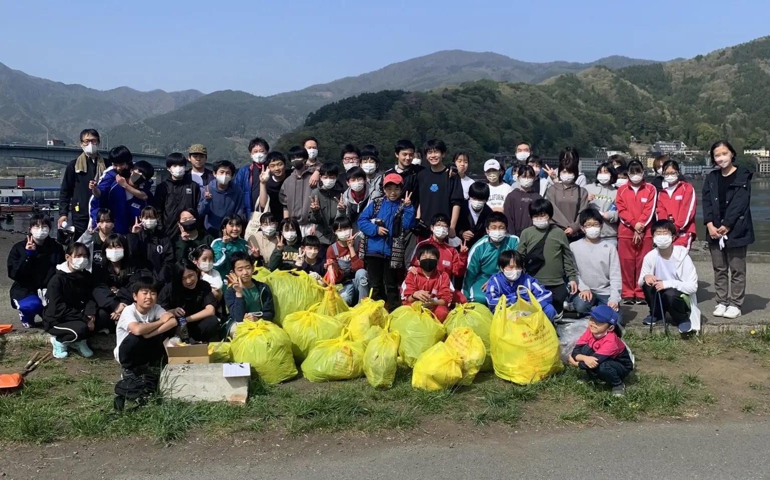 【塾生が山梨・静岡で地域貢献】　「第5回SDGs地域清掃活動（文理学院主催）」を実施しました